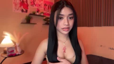 Devine Greyson online show from October 19, 2025, 9:54 am