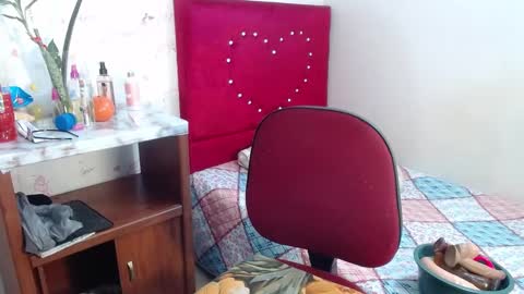 Devora.. online show from October 7, 2025, 9:01 pm