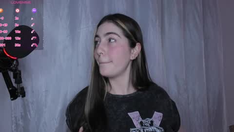 Dex and Lily online show from December 12, 2024, 2:33 pm