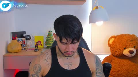 Snapshot of deymon_scott chatting on December 12, 2024, 4:10 pm JULIAN online show from December 12, 2024, 4:10 pm