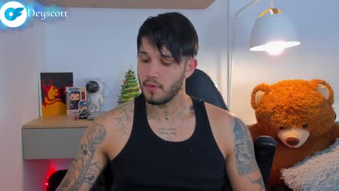 Snapshot of deymon_scott chatting on December 15, 2024, 1:35 am JULIAN online show from December 15, 2024, 1:35 am