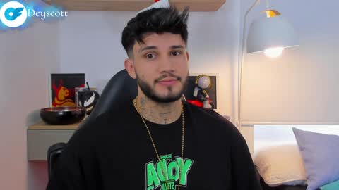 Snapshot of deymon_scott chatting on January 2, 2025, 9:18 pm JULIAN online show from January 2, 2025, 9:18 pm