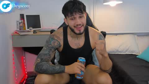 Snapshot of deymon_scott chatting on January 11, 2025, 1:06 am JULIAN online show from January 11, 2025, 1:06 am