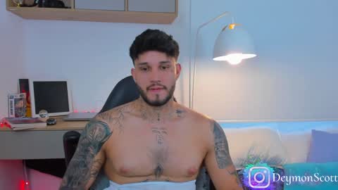 Snapshot of deymon_scott chatting on January 12, 2025, 10:33 pm JULIAN online show from January 12, 2025, 10:33 pm