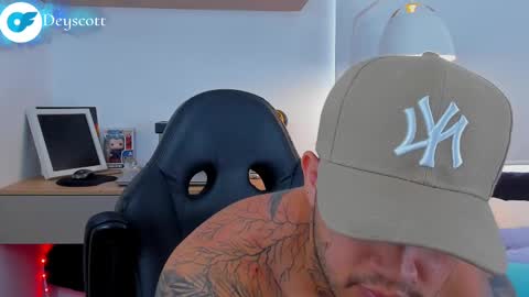 Snapshot of deymon_scott chatting on February 19, 2025, 6:10 pm JULIAN online show from February 19, 2025, 6:10 pm