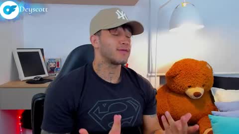 Snapshot of deymon_scott chatting on February 20, 2025, 1:03 am JULIAN online show from February 20, 2025, 1:03 am