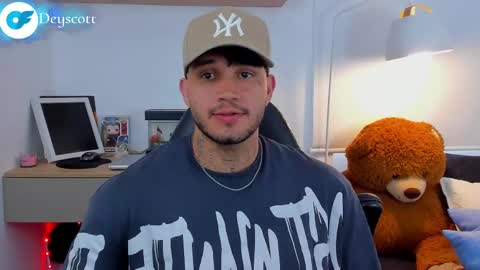 Snapshot of deymon_scott chatting on March 2, 2025, 8:50 pm JULIAN online show from March 2, 2025, 8:50 pm