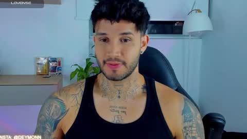 Snapshot of deymon_scott chatting on January 13, 2026, 12:05 am JULIAN online show from January 13, 2026, 12:05 am