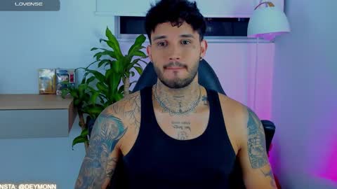 Snapshot of deymon_scott chatting on January 15, 2026, 11:41 pm JULIAN online show from January 15, 2026, 11:41 pm