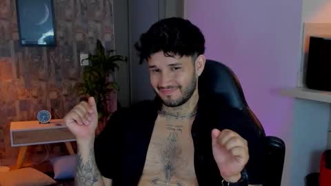 Snapshot of deymon_scott chatting on January 19, 2026, 2:48 am JULIAN online show from January 19, 2026, 2:48 am