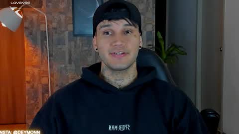 Snapshot of deymon_scott chatting on February 22, 2026, 2:02 am JULIAN online show from February 22, 2026, 2:02 am