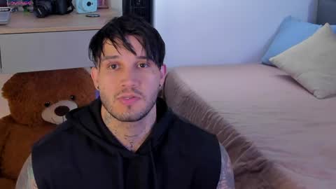 Snapshot of deymon_scott chatting on April 5, 2026, 9:34 pm JULIAN online show from April 5, 2026, 9:34 pm