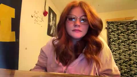 dezzydez354 online show from February 22, 2026, 1:07 am