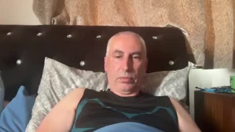 Snapshot of dfraserc chatting on June 10, 2026, 8:02 am dfraserc online show from June 10, 2026, 8:02 am
