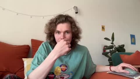 Di Alex online show from April 11, 2026, 8:18 am