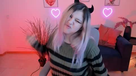 Dia online show from February 9, 2025, 4:50 pm