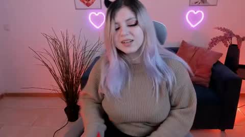 Dia online show from February 10, 2025, 8:00 pm