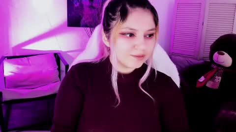 Dia online show from April 4, 2026, 8:06 pm