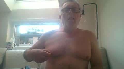 dial76 online show from February 2, 2025, 8:02 am