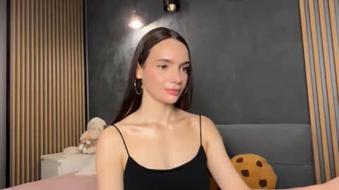 dialinkaaaa online show from April 21, 2026, 6:44 pm