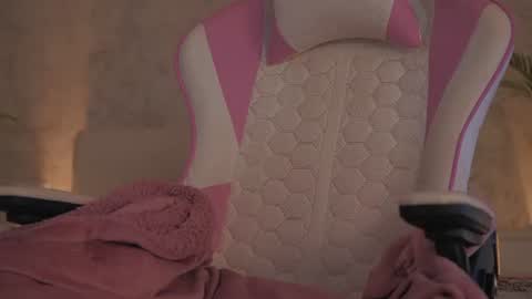 Snapshot of diamond_ava_ chatting on June 12, 2026, 9:30 am Thea online show from June 12, 2026, 9:30 am