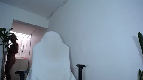 MaSSimo online show from March 9, 2025, 4:00 pm