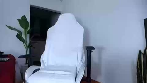 MaSSimo online show from October 15, 2025, 11:16 pm