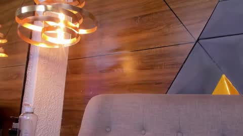 Camila and Megan online show from January 11, 2025, 2:04 pm