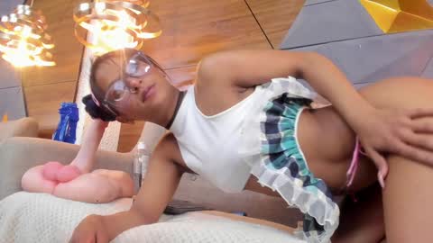 Camila and Megan online show from January 17, 2025, 8:11 pm