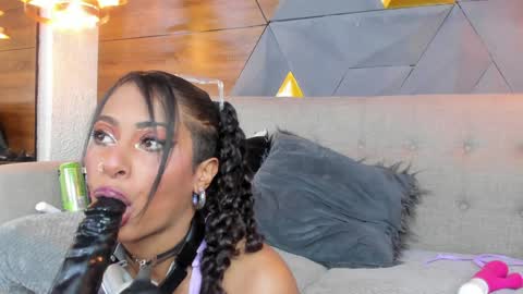 Camila and Megan online show from February 1, 2025, 8:37 pm