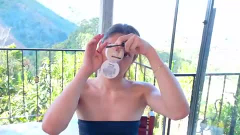 Snapshot of diamond_daphne chatting on July 17, 2026, 8:14 pm Daphne Sophia Vega online show from July 17, 2026, 8:14 pm