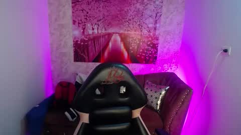 diamond_juliana_ online show from February 3, 2026, 6:22 am