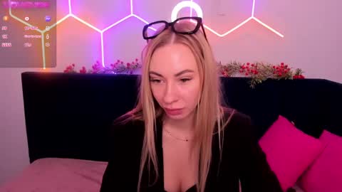 Diana  online show from January 13, 2025, 4:50 am