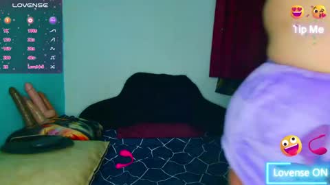 Snapshot of diana_lozano chatting on April 27, 2026, 3:48 am Diana Lozano online show from April 27, 2026, 3:48 am