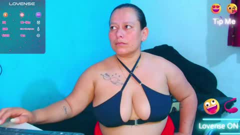 Snapshot of diana_lozano chatting on May 9, 2026, 5:23 am Diana Lozano online show from May 9, 2026, 5:23 am