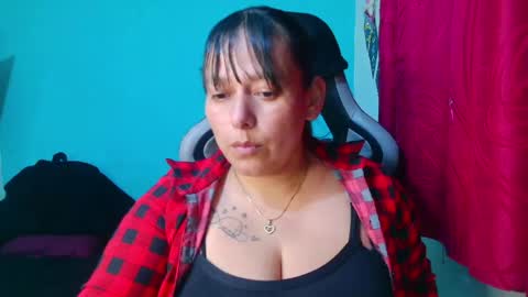 Snapshot of diana_lozano chatting on May 27, 2026, 5:26 am Diana Lozano online show from May 27, 2026, 5:26 am