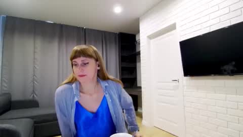 Snapshot of diana_meridor chatting on October 12, 2025, 2:05 pm diana_meridor online show from October 12, 2025, 2:05 pm