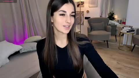 Diana online show from April 20, 2026, 2:09 pm