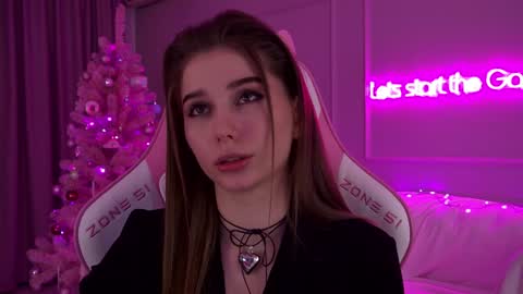 Diana online show from December 22, 2024, 9:53 pm