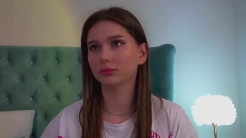 Diana online show from November 5, 2025, 6:46 am