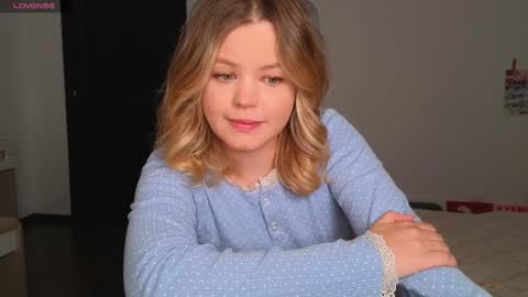 Olga online show from September 25, 2025, 1:26 pm