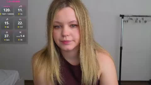 Snapshot of dianaholiday chatting on August 2, 2026, 2:37 pm Olga online show from August 2, 2026, 2:37 pm