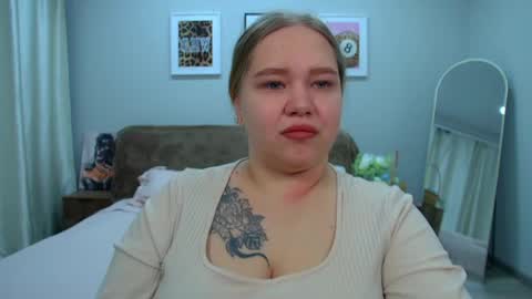 Snapshot of dianakristol chatting on May 10, 2026, 5:18 pm Diana online show from May 10, 2026, 5:18 pm
