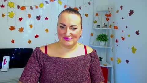 Diana online show from December 2, 2025, 6:36 pm