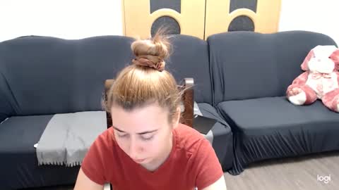 dianasmiey7 online show from January 23, 2025, 10:54 am