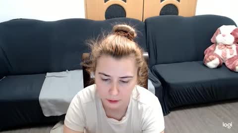 dianasmiey7 online show from January 23, 2025, 10:01 pm