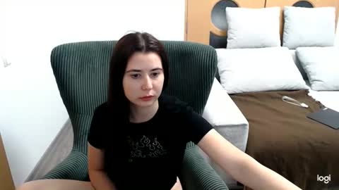 dianasmiey7 online show from November 5, 2025, 10:04 am