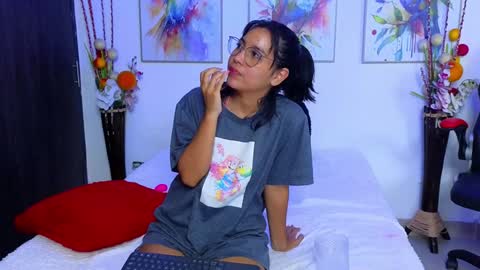 Ana  Leo online show from December 7, 2024, 6:04 pm