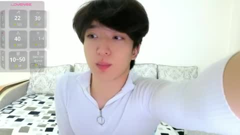 Snapshot of dianinav chatting on May 2, 2026, 1:27 pm Adam online show from May 2, 2026, 1:27 pm