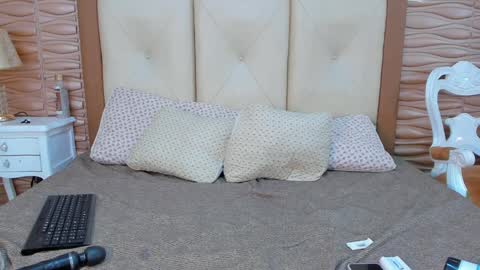 diavalo online show from December 12, 2024, 10:13 am